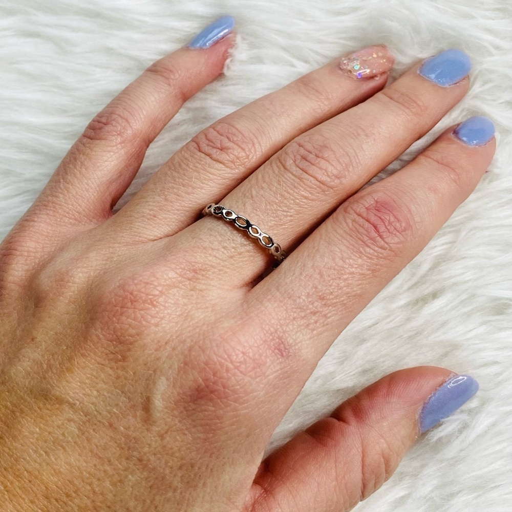 A Simple Love Ring